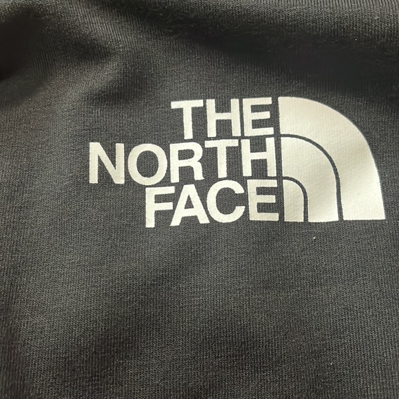 New The North Face Womans Train and Logo Hooded Pullover Top Small - Picture 6 of 8